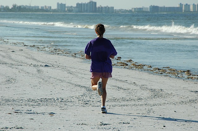 woman-jogger-1678716_640.jpg