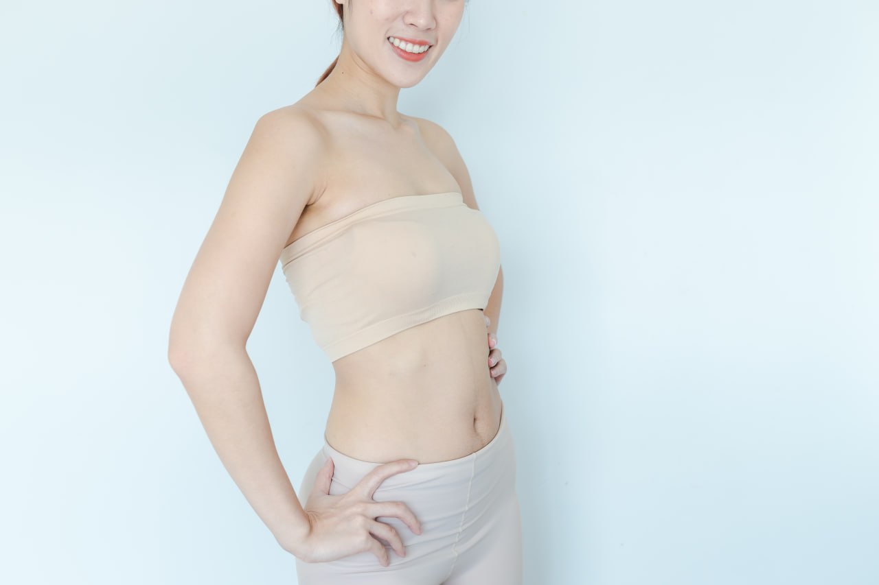 가슴축소 지방흡입 후 편안한 일상 이미지